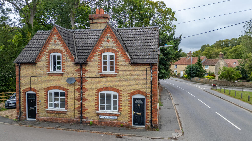 25 Vicarage Lane-1 T202508270902.jpg