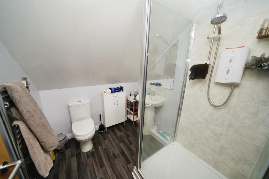 En suite shower room