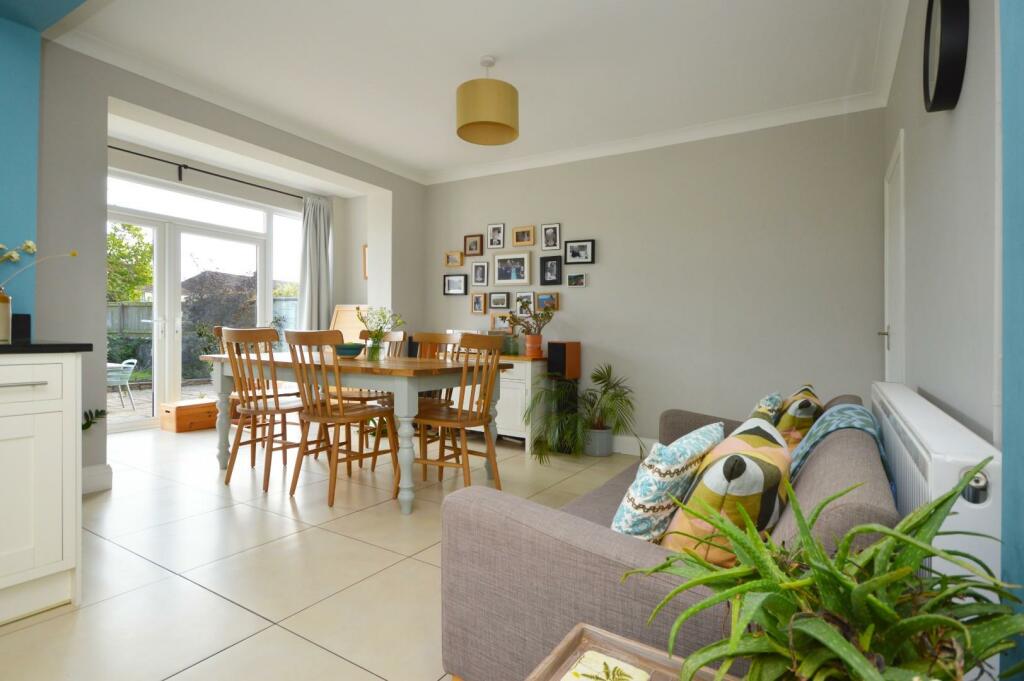 Open Plan Kitchen/Dining/Family Room