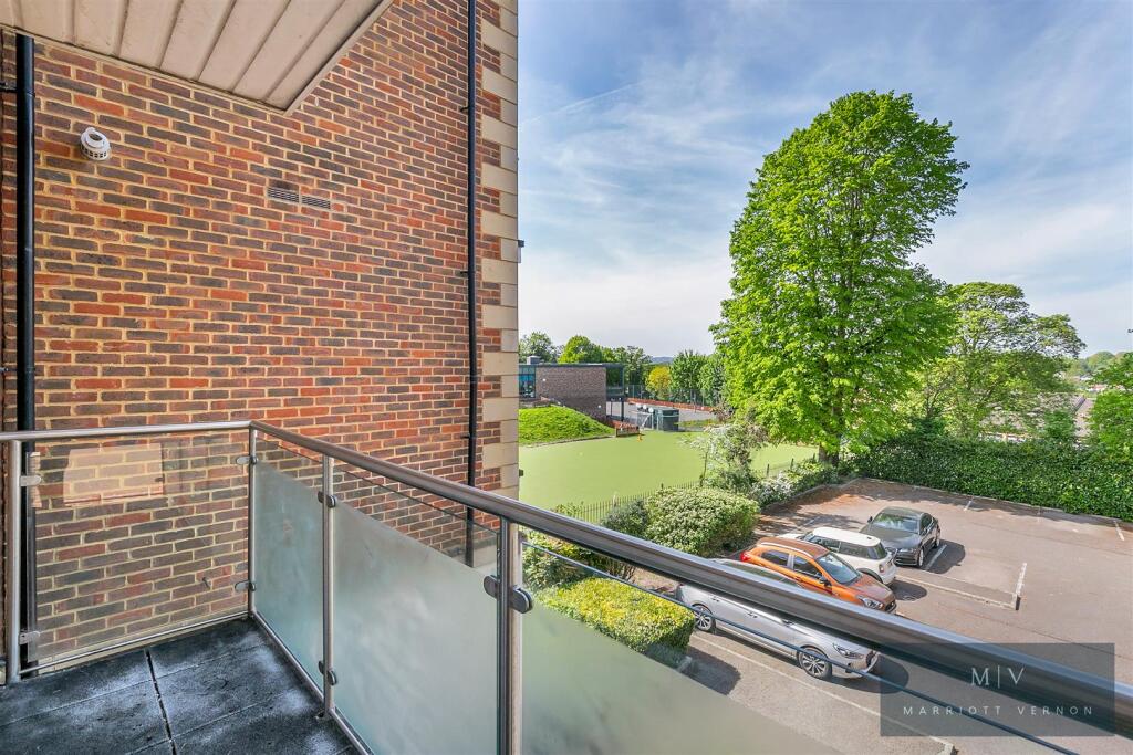 Eva Court 8 MV-8.jpg