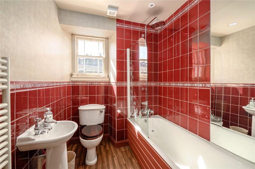 Ground Floor Bath