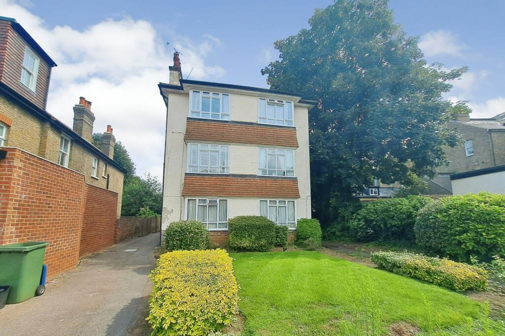 2 Walton Court &amp; Garage, Sheen Park, Richmond, TW9 1UL