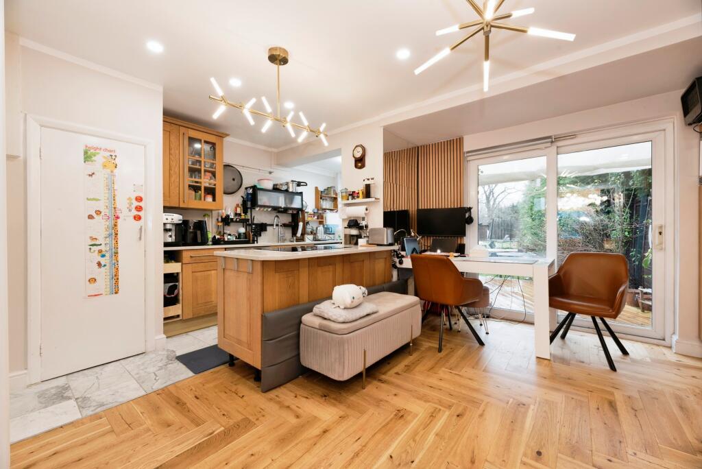 Dining / Family Room