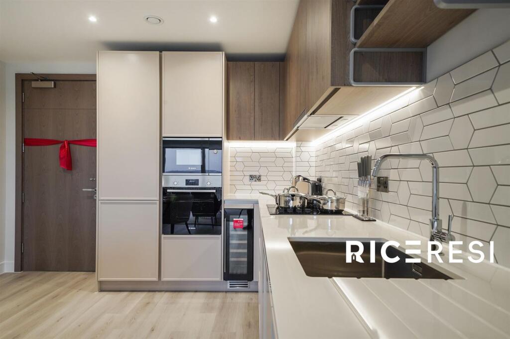 Kitchen/Living/Dining