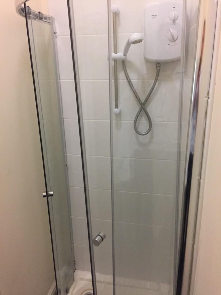 en-suite 2