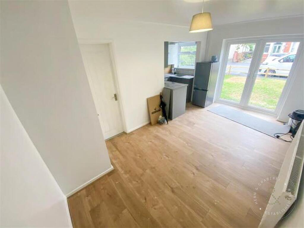 Greenfield Avenue-4.jpg