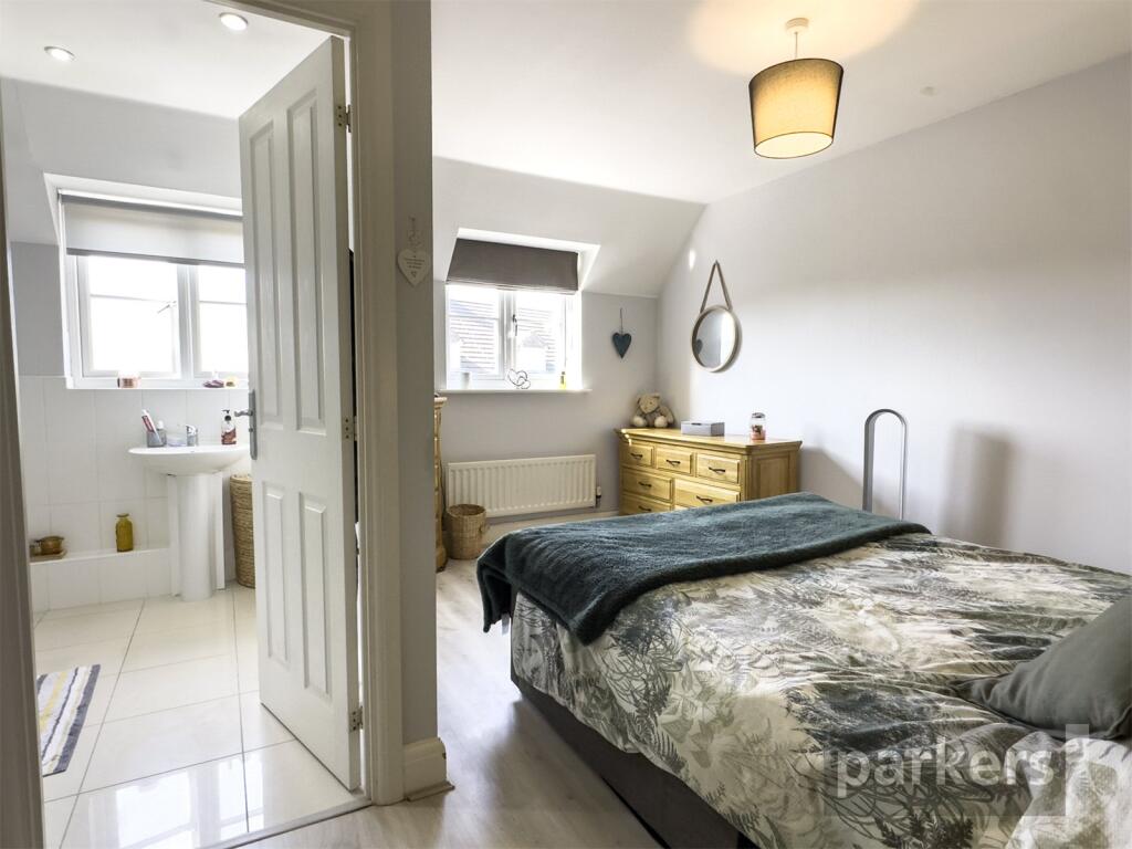 Bedroom &amp; Ensuite