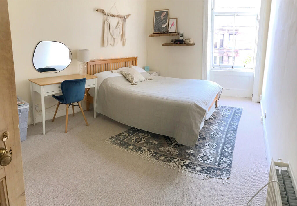 13. Lynsey Bedroo...