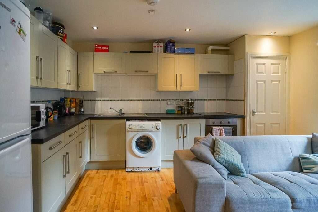 6_Harcourt_Road