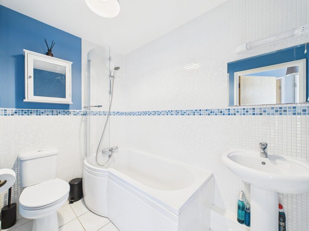 CAM02089G0-PR0534...