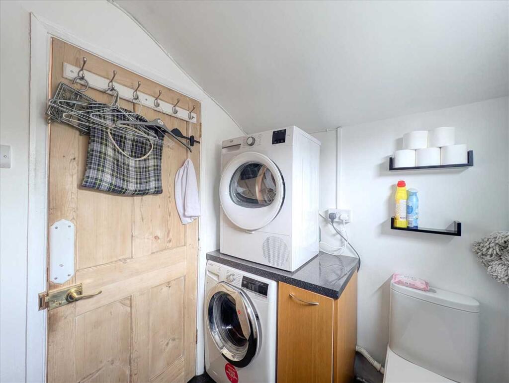 Utility Room / WC