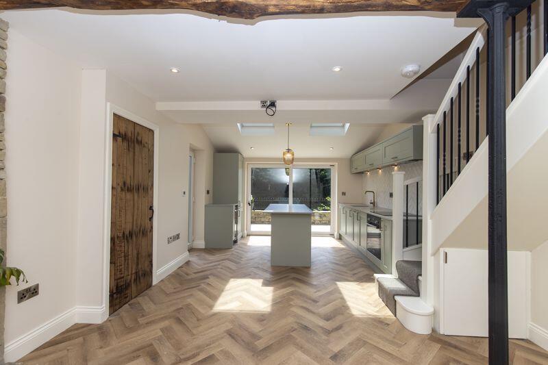 Living Room / Kitchen