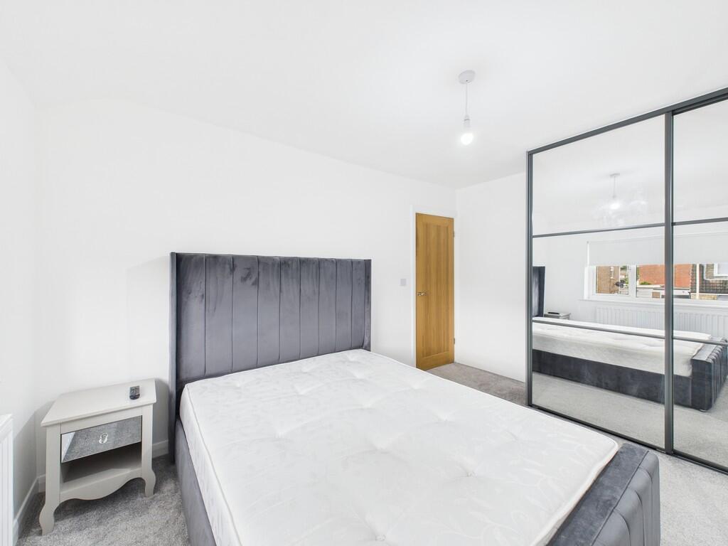 CAM01835G0-PR0298...