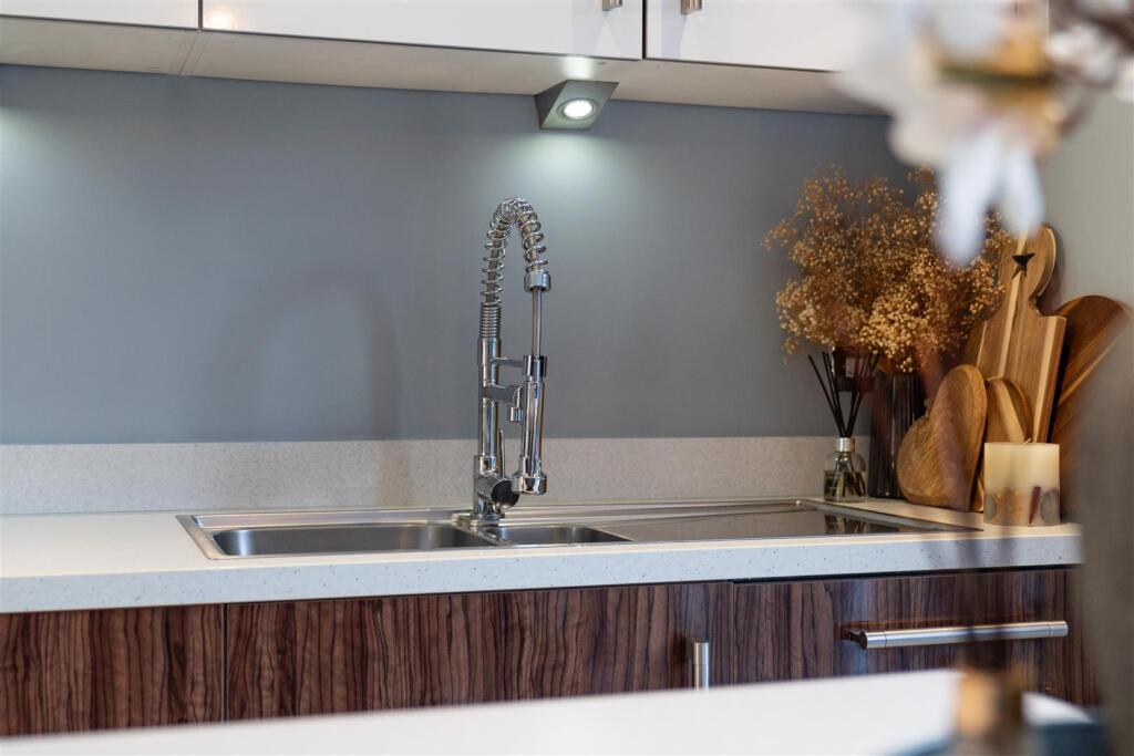 Kitchen-2.jpg