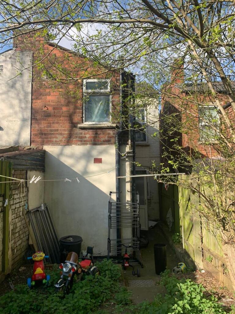 82 Willes Road Back View.jpg