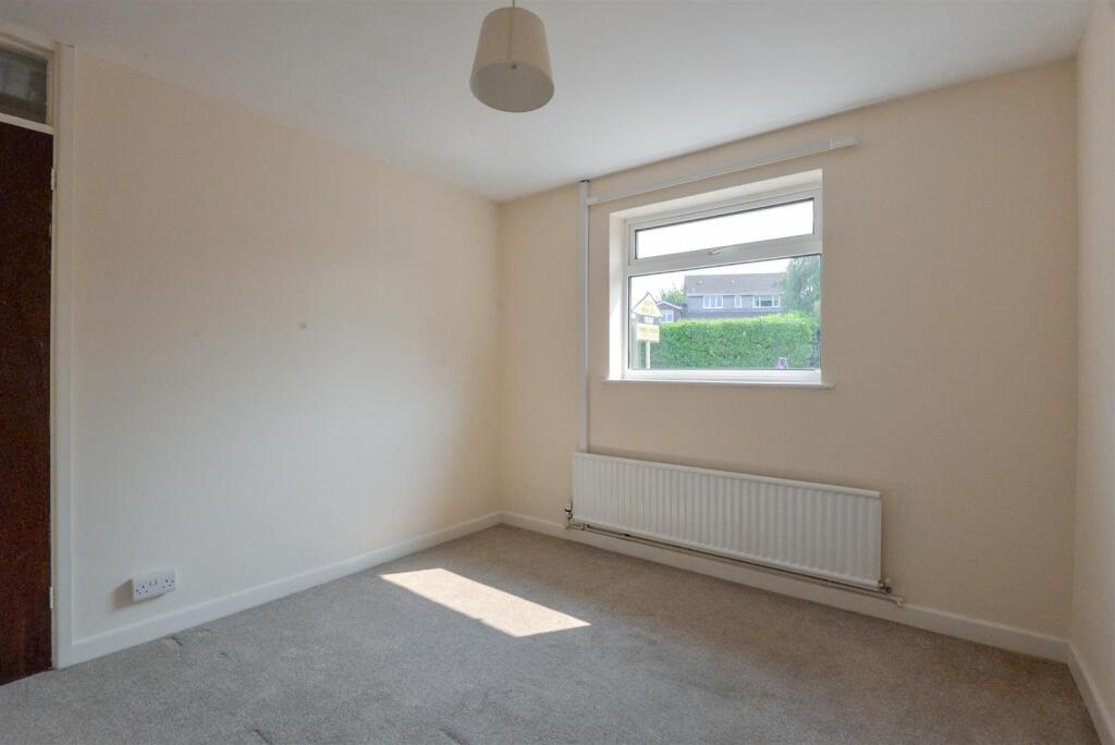 Bedroom2 2.jpg