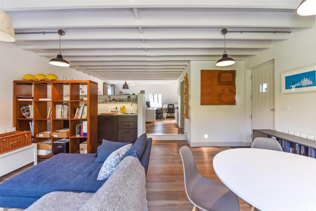 Office / Annexe