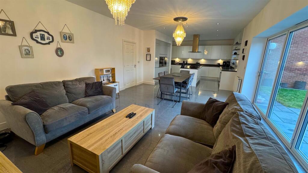 Living Space (1).jpg