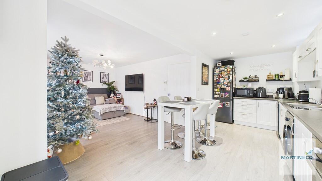 CAM03663G0-PR0218...