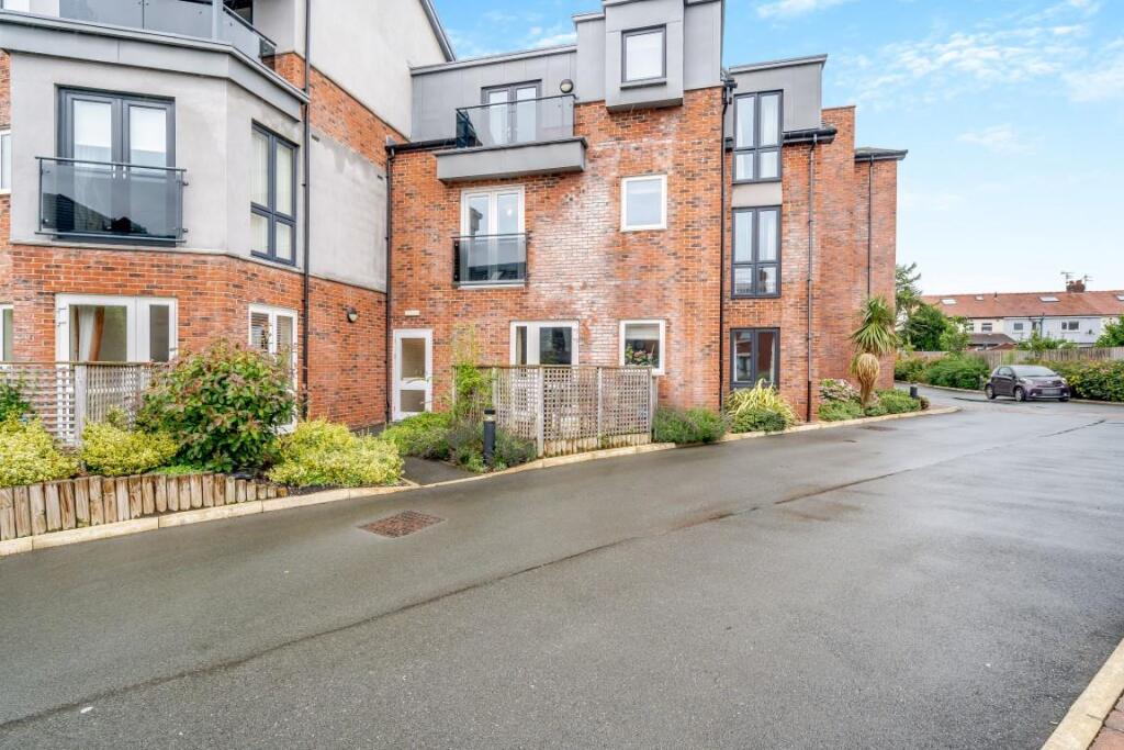 8564665-exterior03 (Medium).jpg