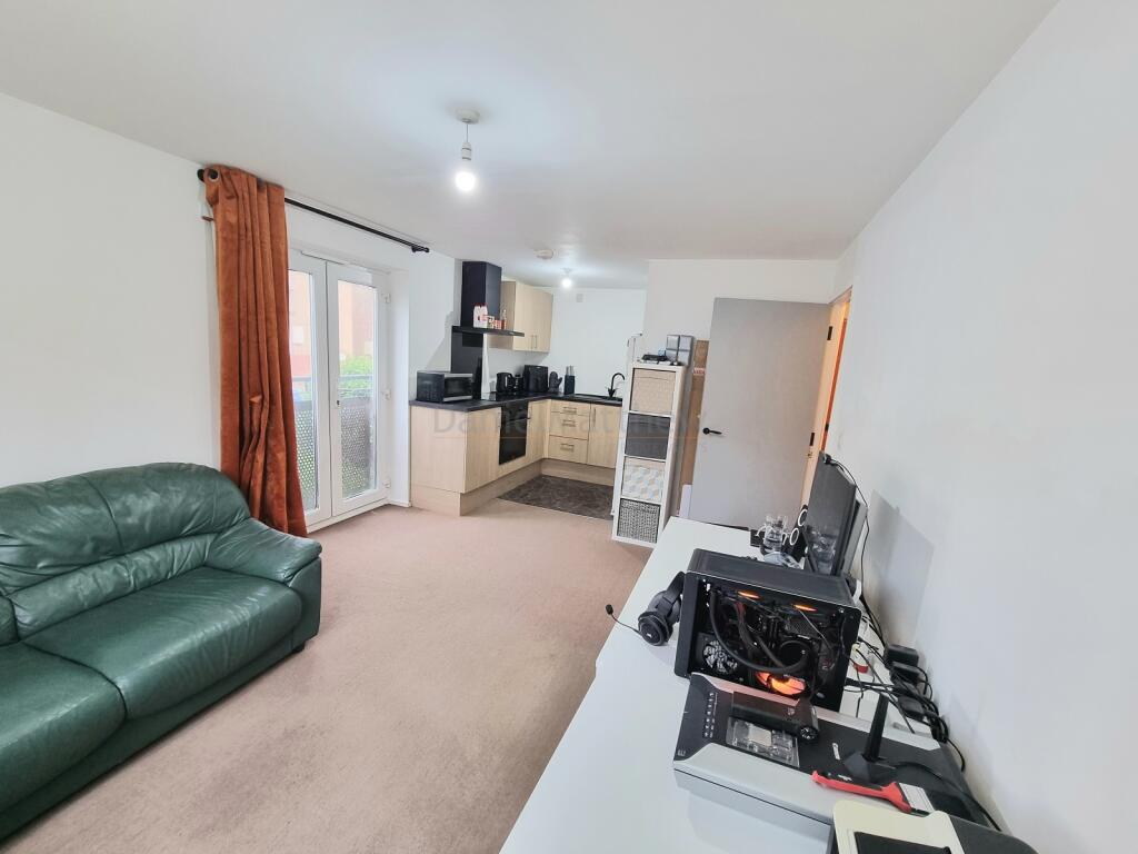 Open Plan Lounge, Kitchen/Dining Room