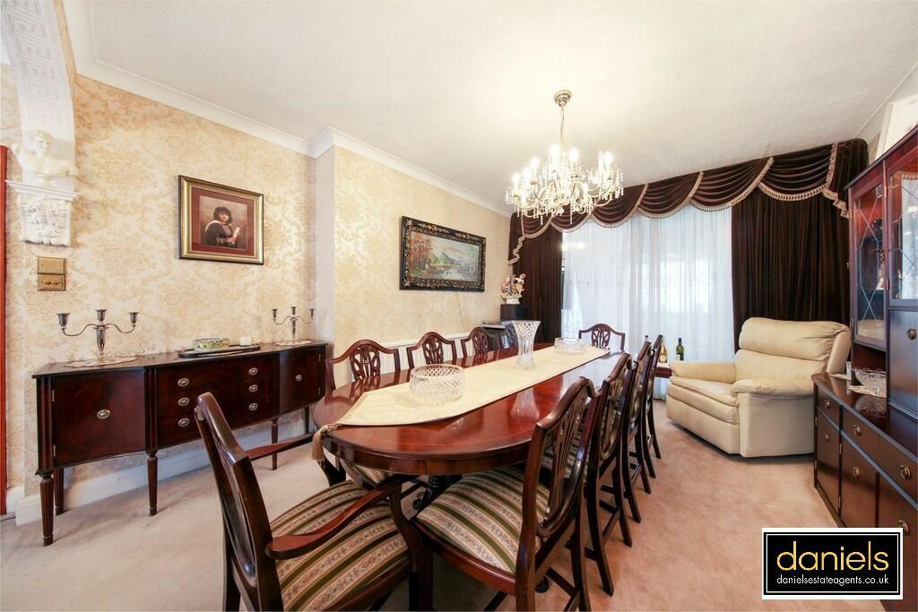 Dining Room.jpg