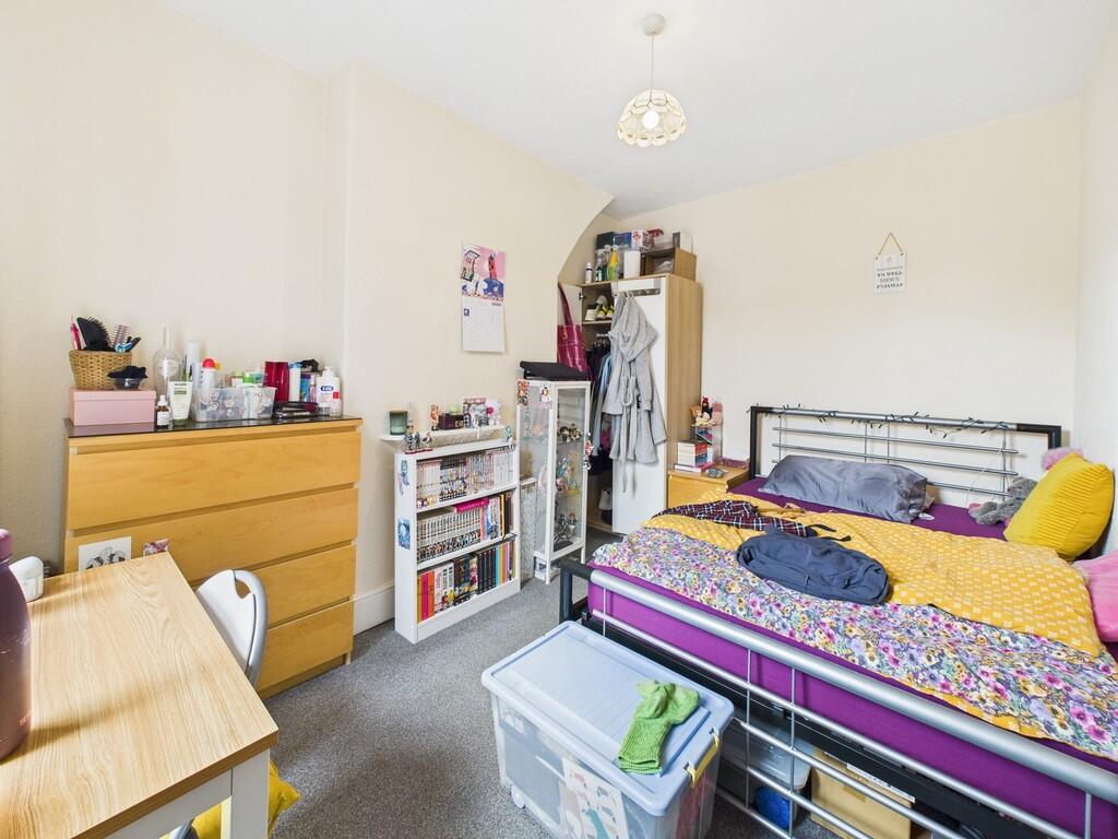 CAM02854G0-PR0428...