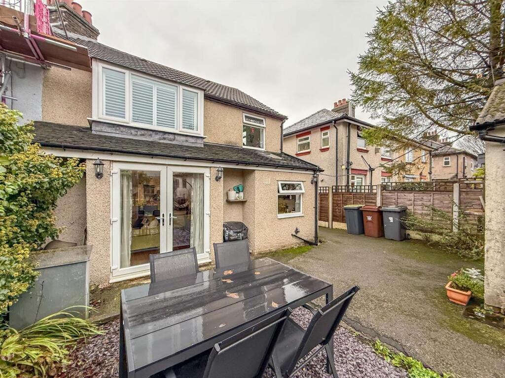 WhatsApp Image 2025-11-13 at 09.31.19.jpeg