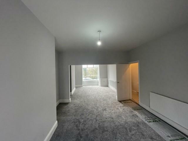 Living room 3.jpg