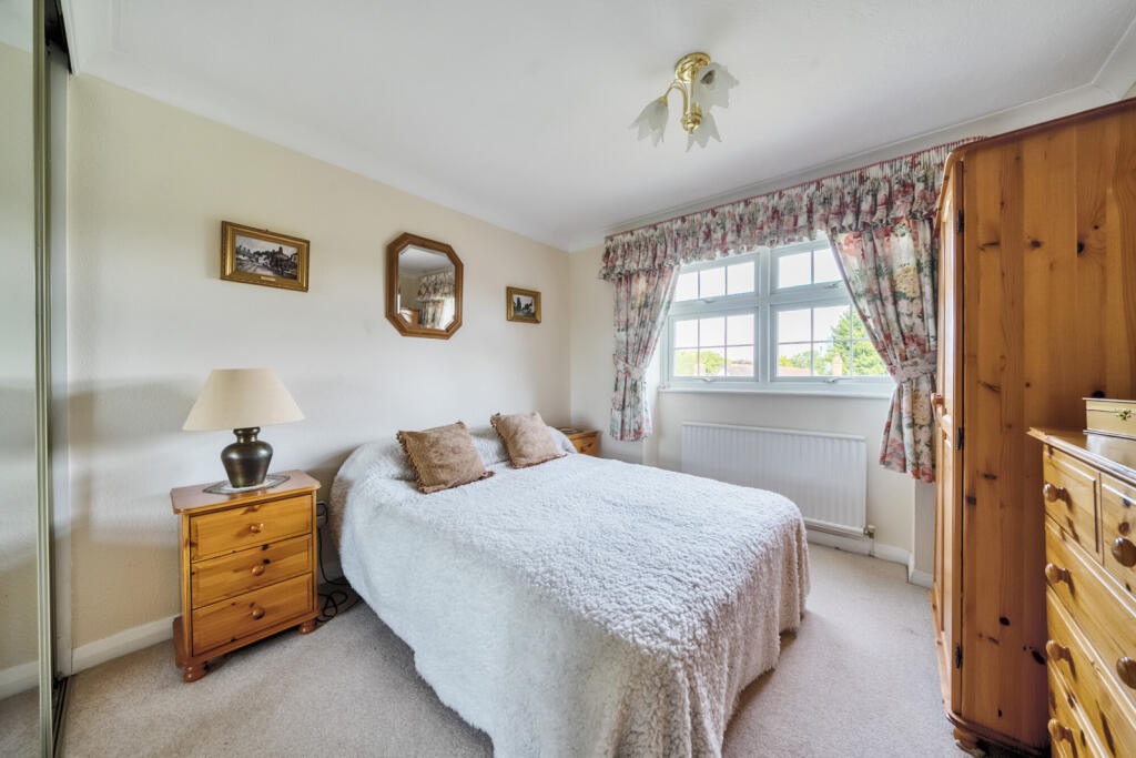 1311668-3-6852a64...