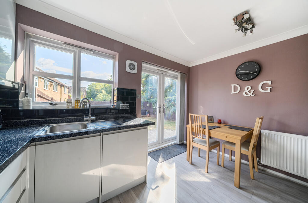 1324816-18-68777c...