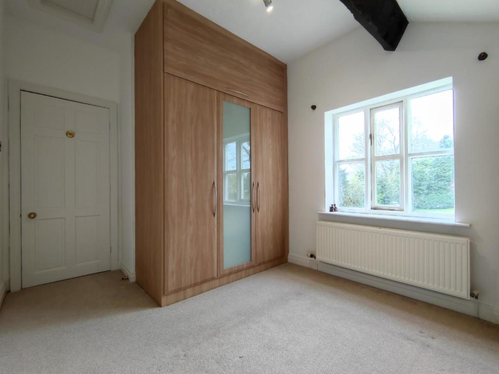 Bedroom 2 Aspect 2