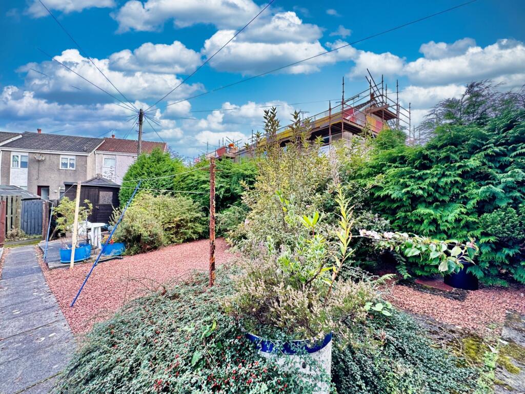 B7485E3F-1A95-436B-97EC-49AC21E07017