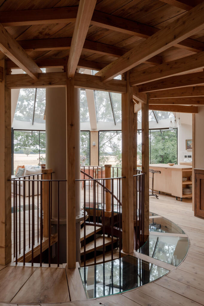 298370 - The Roundhouse, Park Lane, Old Knebwor...