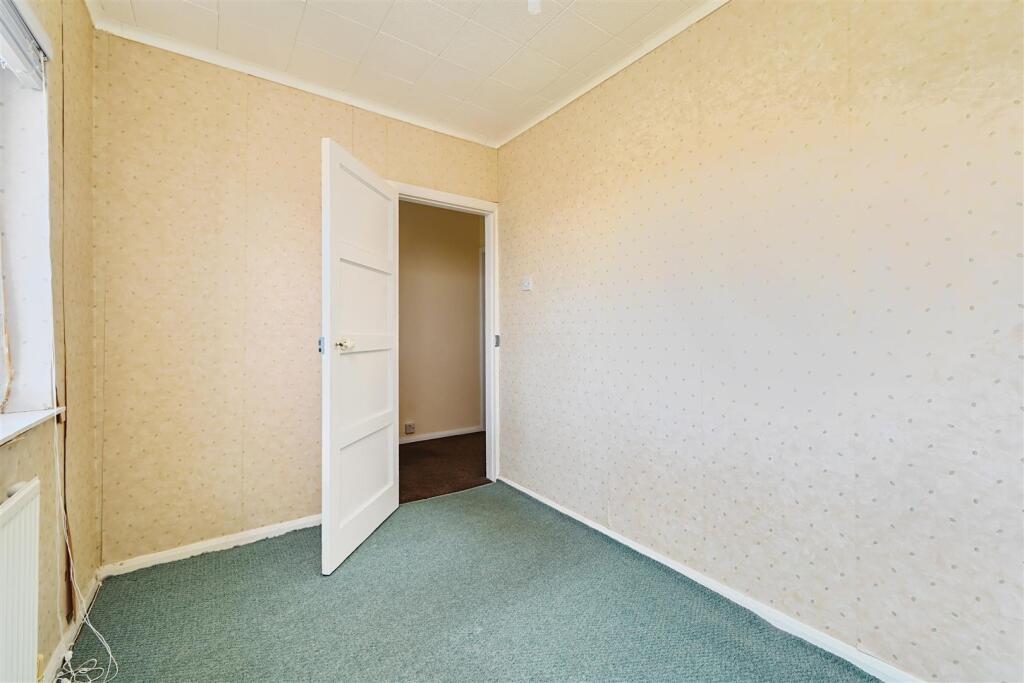 Highdown, Southwick, BN41 (15).jpg