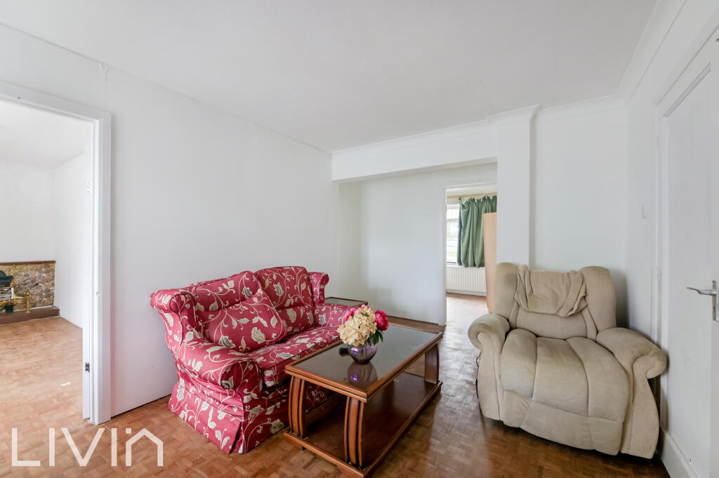 WOODCOTE PARK AVENUE,1A-15