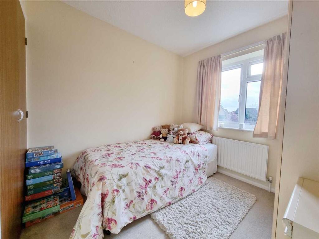 Bedroom 2: