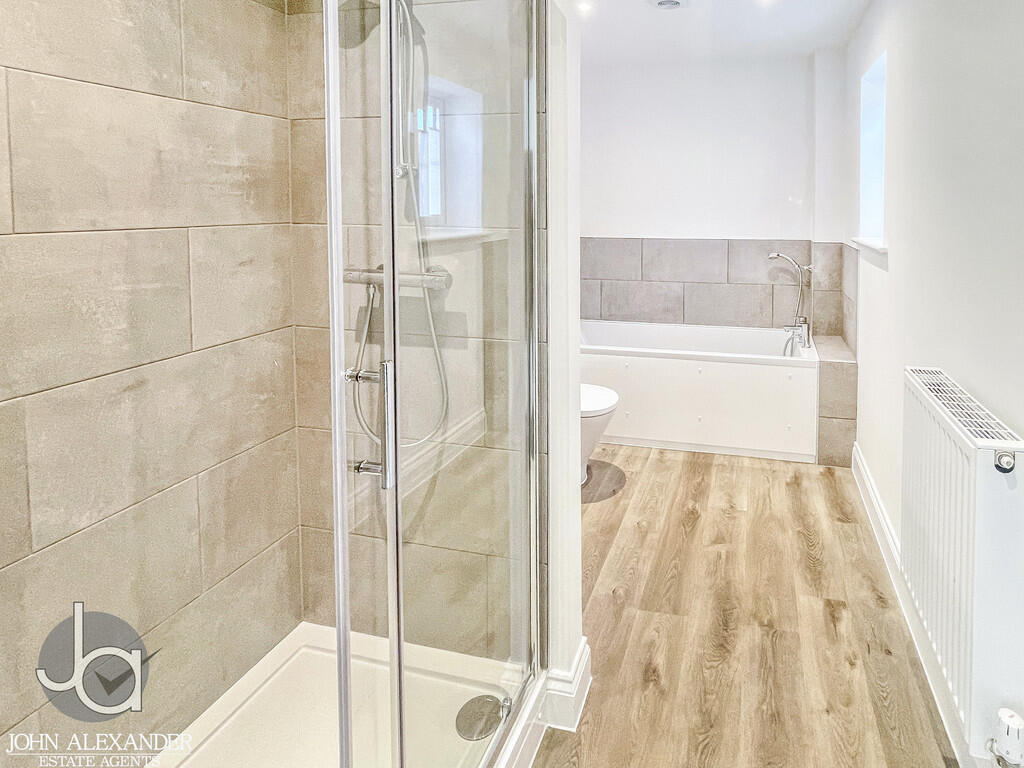 20251202_09424817...