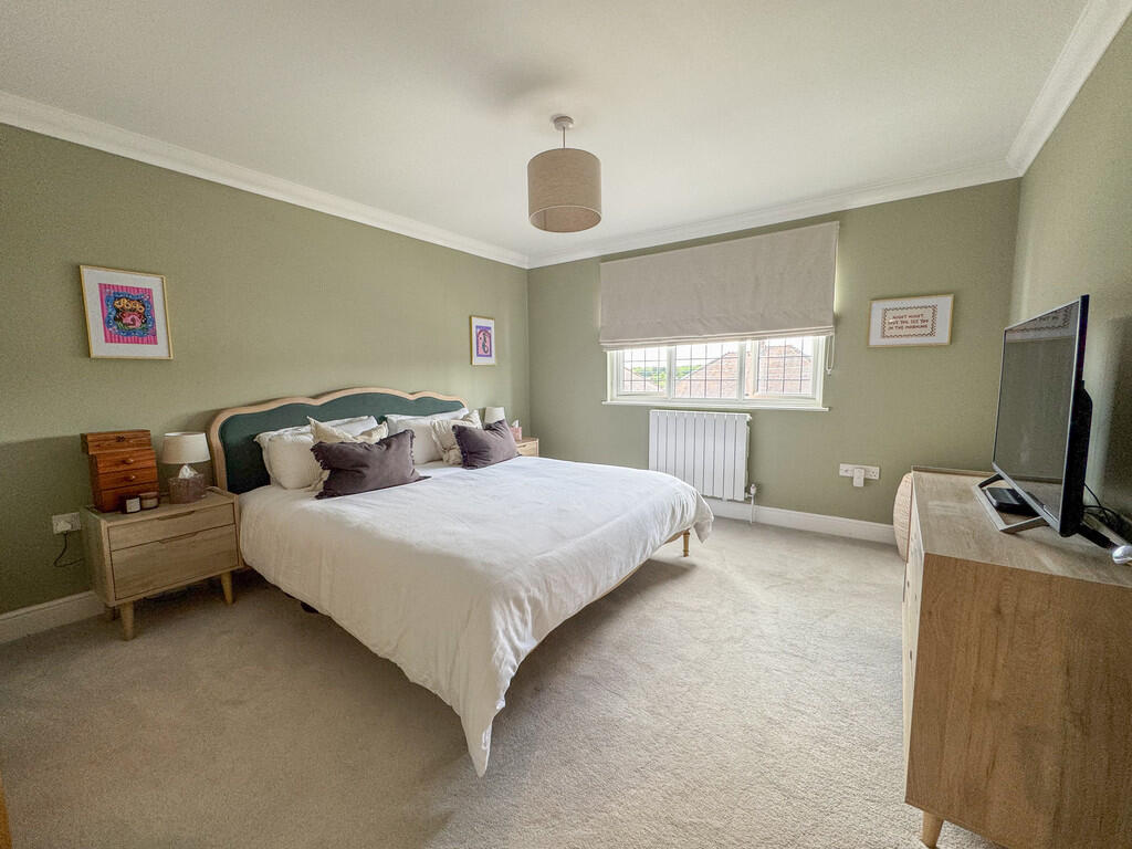 bed 1 2