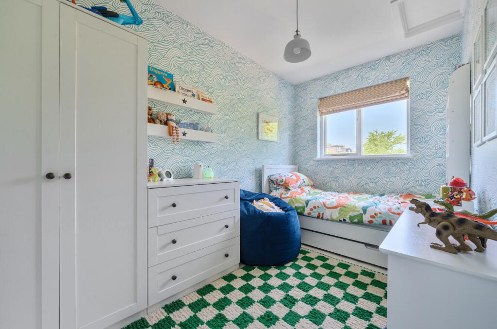 1305248-2-68540d2...