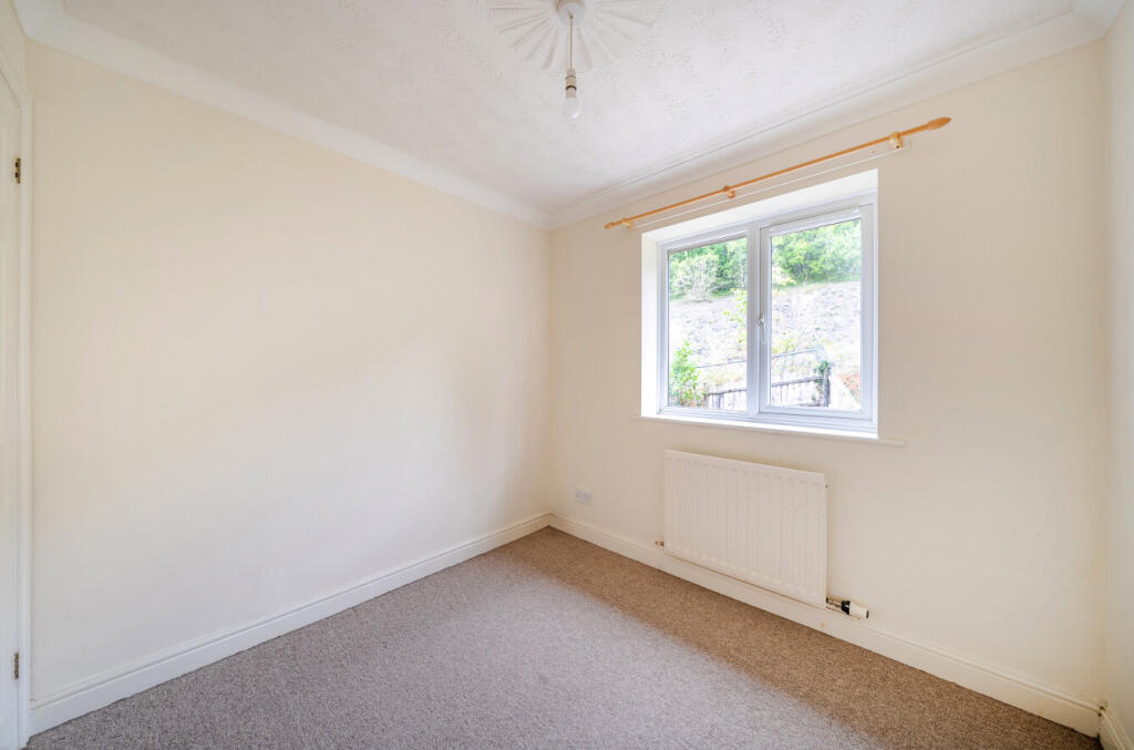 1368813-16-68ef6b...