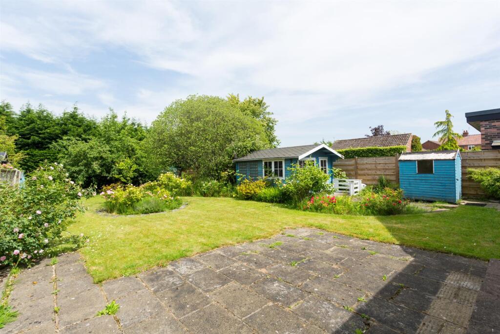 Garden, Terrace &amp; Office/Workshop