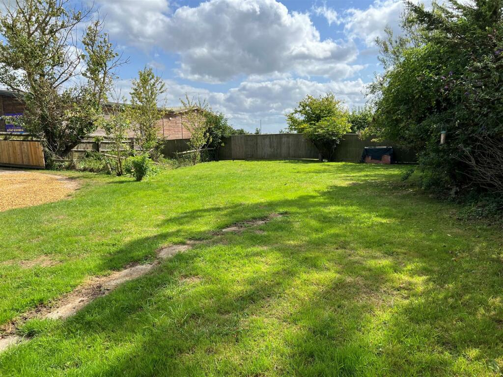 Garden 1.jpg