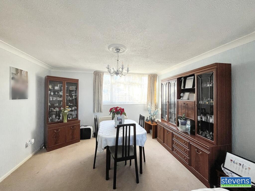 image00019_blurred (4)