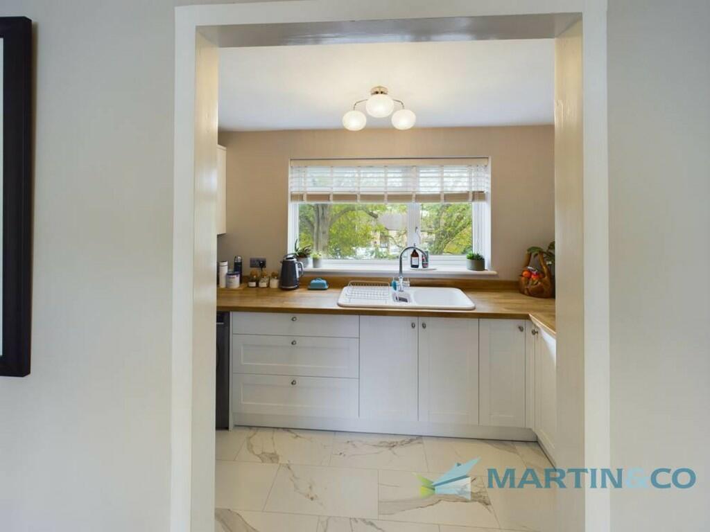 CAM02145G0-PR0035...