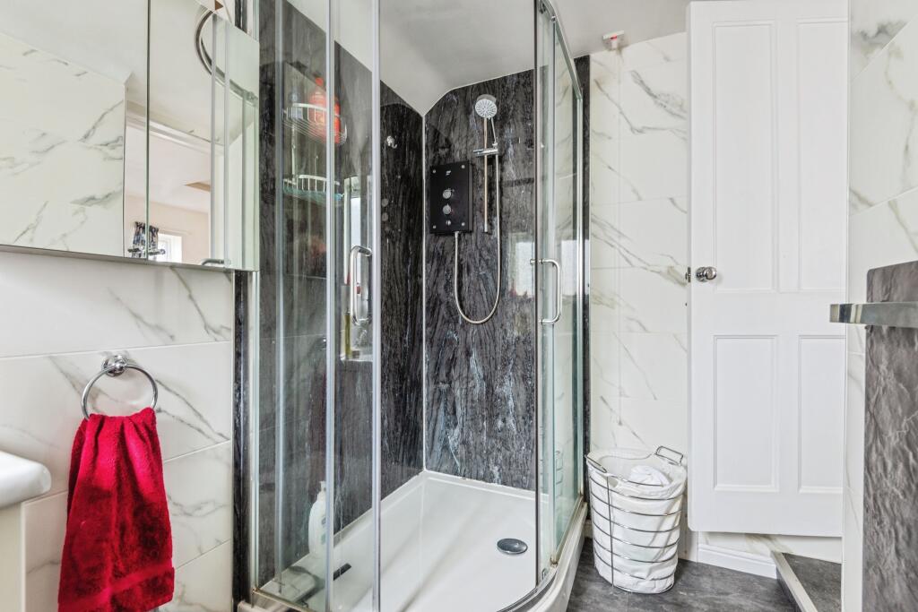 En-suite One