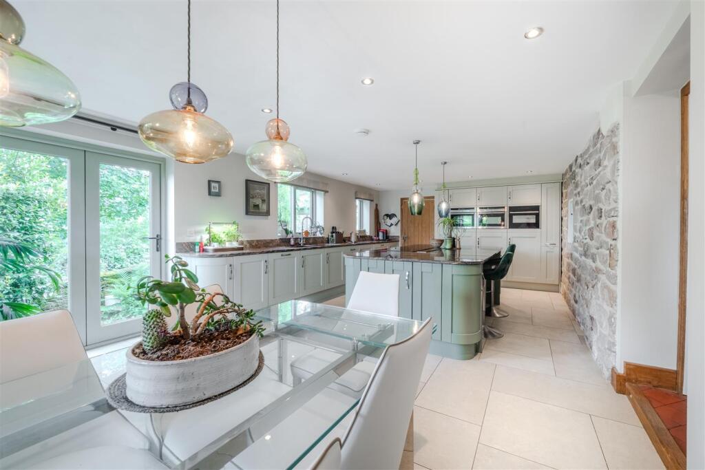 Kitchen - Diner-3.jpg
