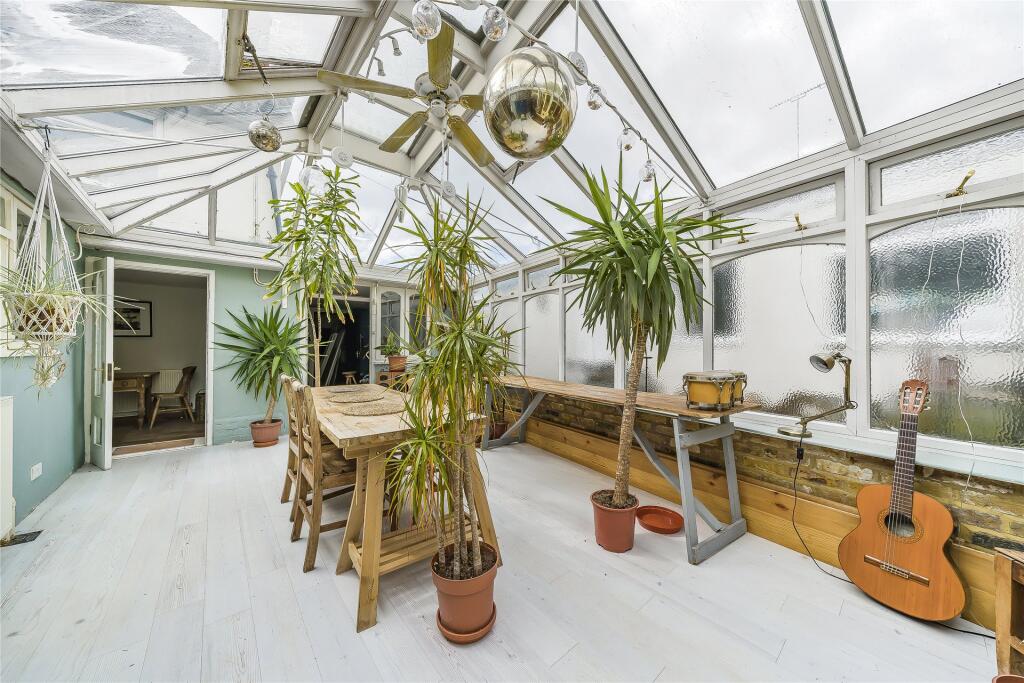 Garden Room