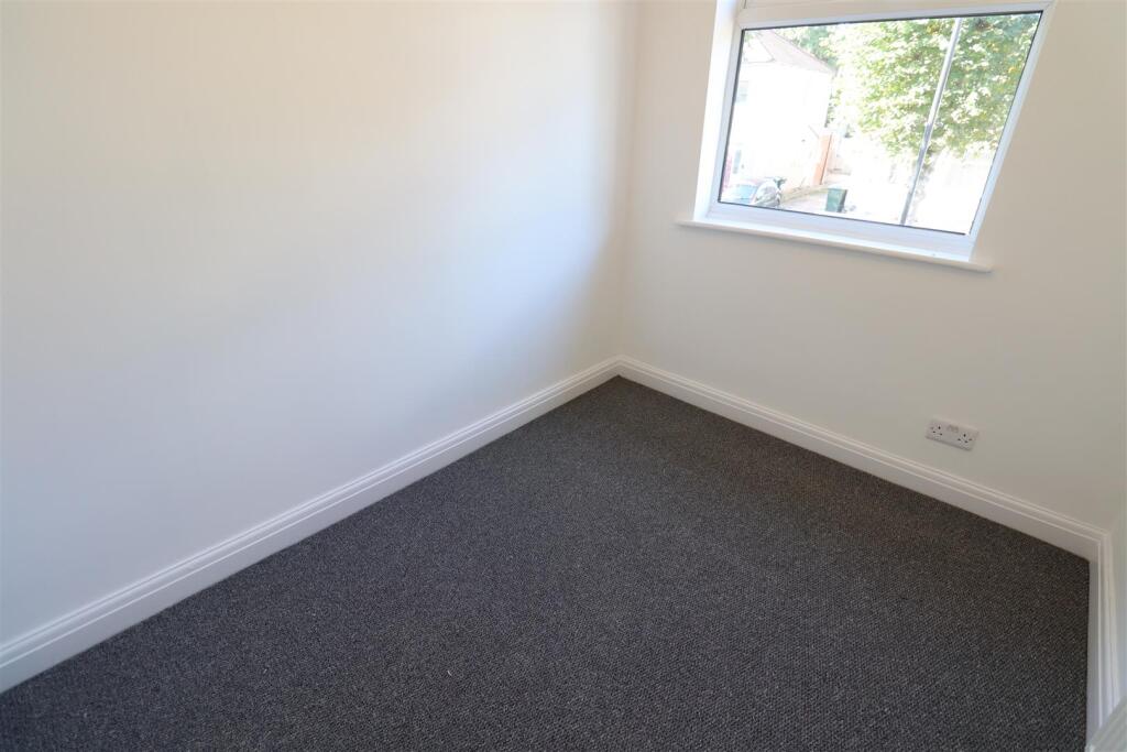 Single Bedroom 1