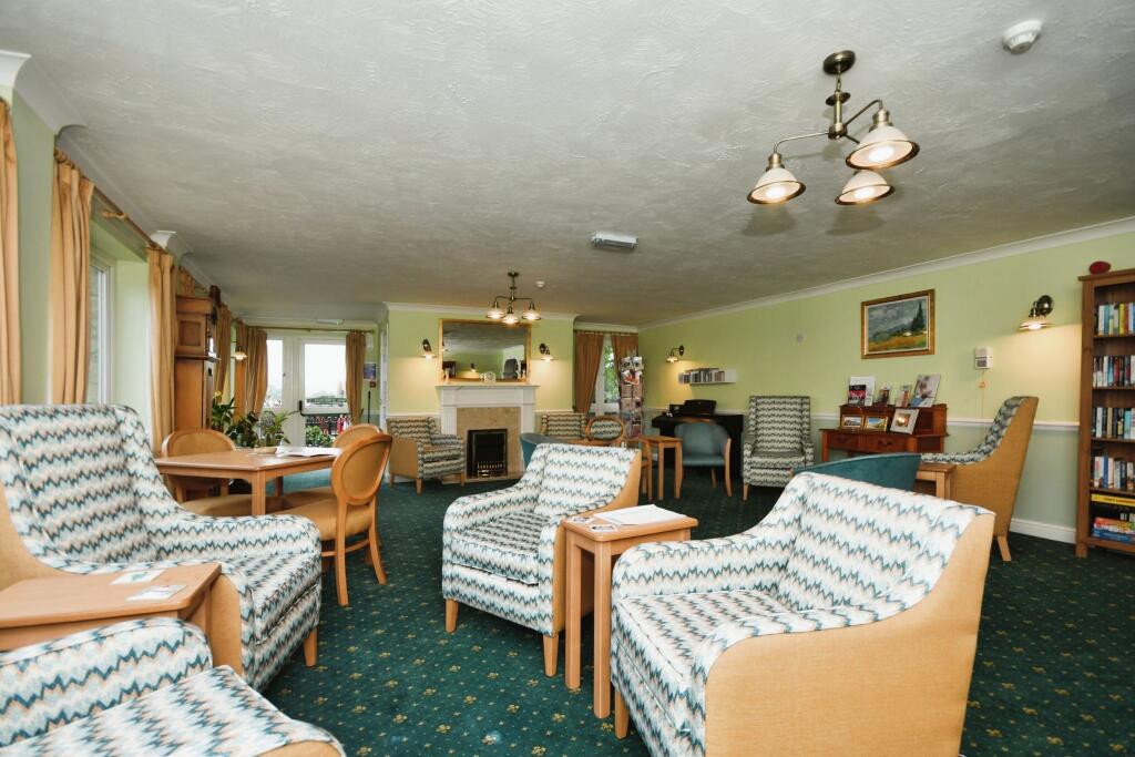 Communal Lounge